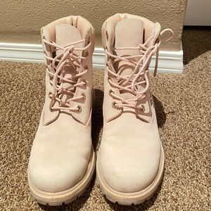 WMNS Light Pink Timberlands Size 8.5